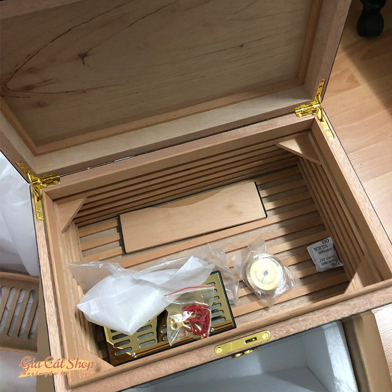 Tủ bảo quản cigar cohiba chứa 80 - 100 điếu Tủ bảo quản cigar cohiba CH100 chứa 80 - 100 điếu