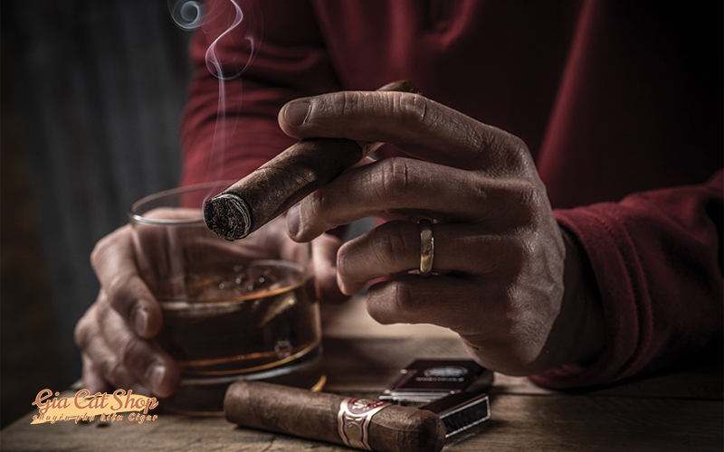 4 điều quan trọng về phụ kiện cigar mà anh em mê cigar nên biết